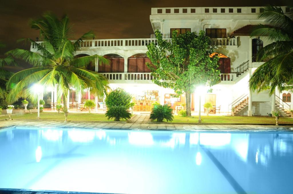 Hotel Lagoon Paradise Negombo Extérieur photo