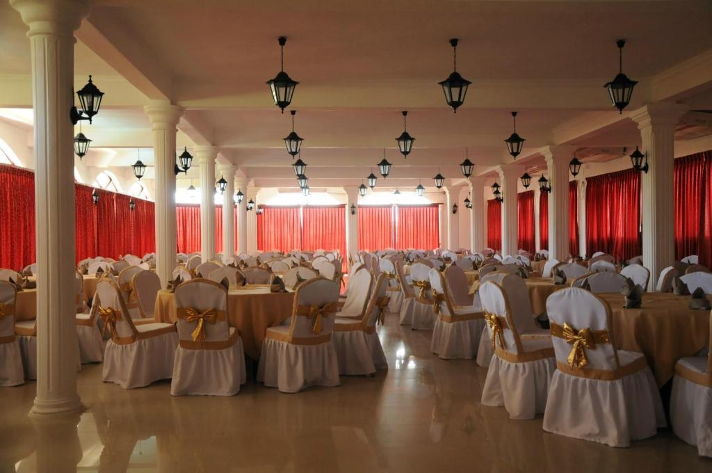 Hotel Lagoon Paradise Negombo Extérieur photo